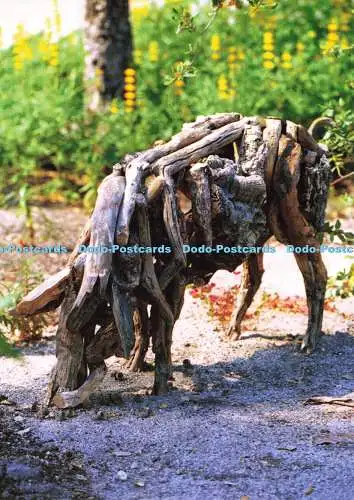 D173491 Eichelfest. Skulptur von Heather Jansch. Steve Tanner. The Eden Project