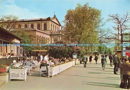 D169353 Messestadt Hannover. Vor dem Cafe Kropcke. Karl Bernhard