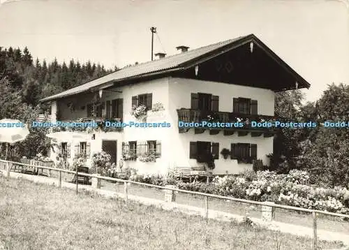 D172348 unbekanntes Haus. Postkarte