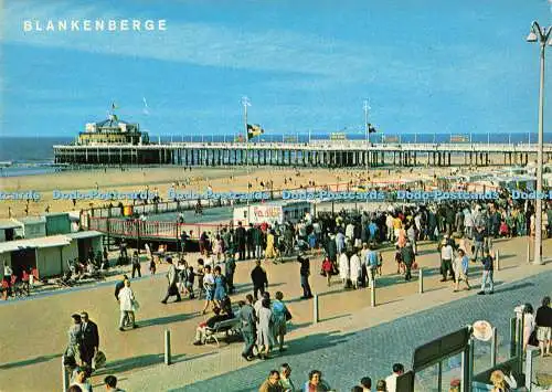 D172524 Blankenberge. Pier und Strand mit Velodrom. Van Mieghem A