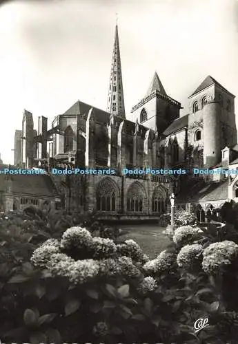 D173912 Treguier. La Basilique Cathedrale et le Jardin du Cloitre. C.A.P. RP