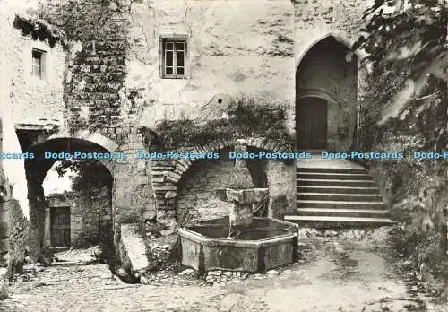 D175572 Crestet. Vaucluse. Pres Vaison la Romaine. Le Troubadour. Daspet. RP. 19