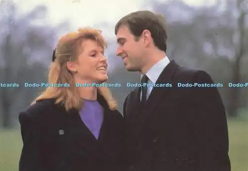 D172986 Ein Verlobungsfoto von Prinz Andrew und Sarah Ferguson. Charles Sk