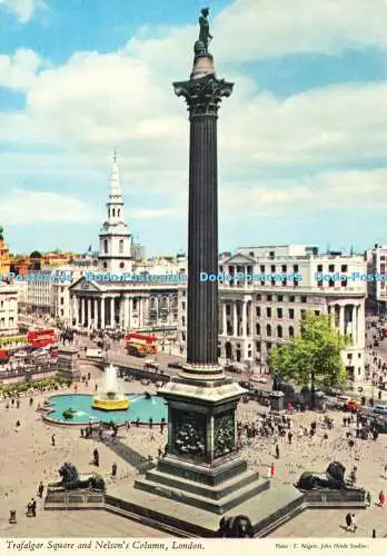 D173009 London. Trafalgar Square und Nelson Säule. John Hinde. Kardorama. E. Na