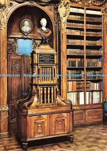 D173236 Ein Kabinett mit einem Geschenk von Kaiserin Maria Lo an die Strahov-Bibliothek