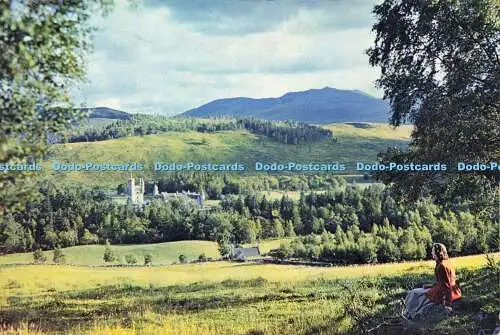 D175873 Aberdeenshire. Schloss Balmoral von der Tomintoul Road. J. Arthur Dixon