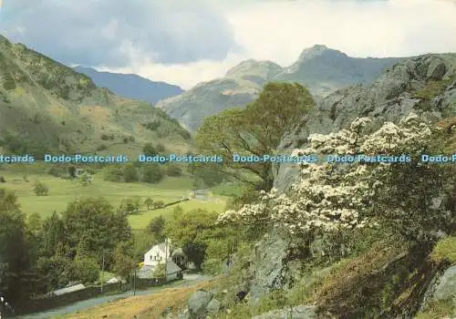 D176433 The Langdale Valley. Sanderson und Dixon. Jarrold