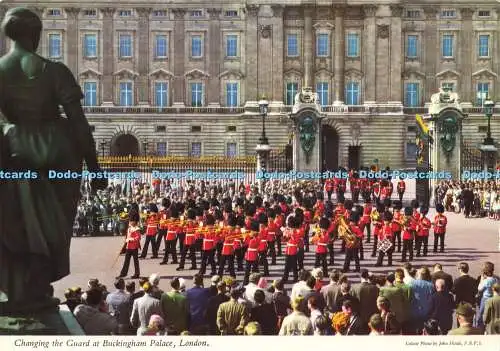 D175323 London. Wachablösung im Buckingham Palace. Kardorama. John Hinde.