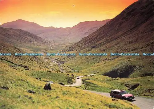 D175361 Hardknott- und Wrynose-Pässe vom Wrynose Pass Summit. Peter Pedley. Lak