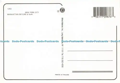 D176809 New York. Skyline von Manhattan in der Abenddämmerung. Alfred Mainzer