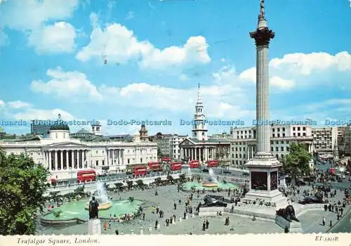 D178195 London. Trafalgar Square. Valentine