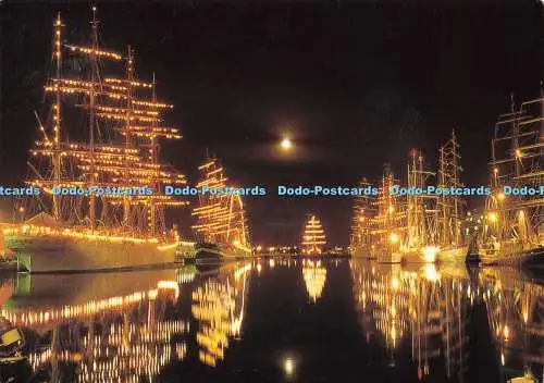 D179180 Blick auf Hafen und Schiffe bei Nacht. Beric Tempest