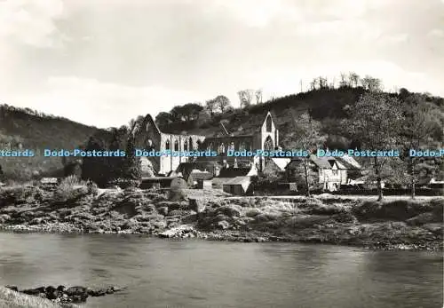 D179205 Monmouth. Tintern Abbey. Kirche und Fluss Wye. Arbeitsministerium. Krone