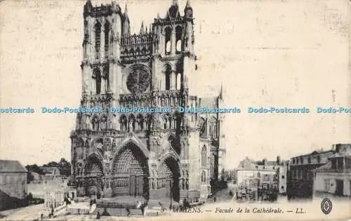 R194294 Amiens Facade de la Cathedrale LL Levy Fils