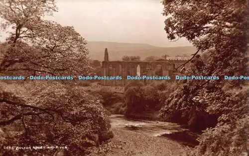 R192832 1685 Bolton Abbey and River Judges