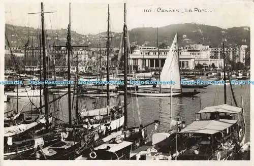 R198900 107 Cannes Le Port Munier