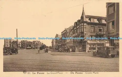 R199170 Albert 82 La Panne La Grand Place De Panne Groote Markt A Dohmen