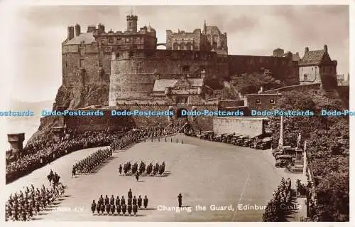 R196647 Wachablösung Edinburgh Castle Valentines RP