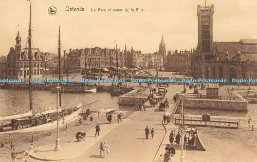 R196655 Nels Ostende La Gare et entree de la Ville Ern Thill