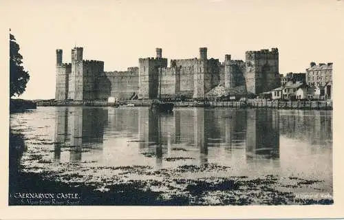 PC55168 Caernarvon Castle. Arbeitsministerium. Krone