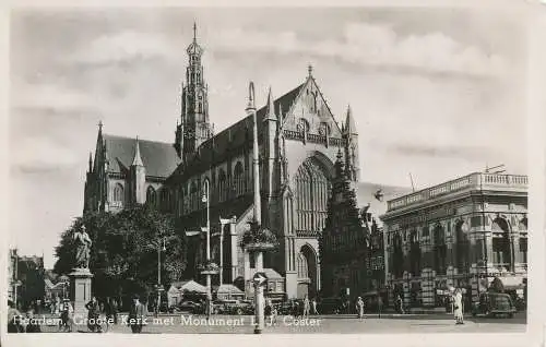 PC53057 Haarlem. Groote Kerk met Monument L. J. Coster. J. P. Exel. RP