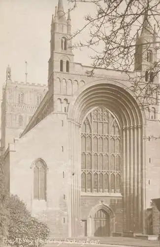 PC55098 The Abbey Doorway mit Blick nach Osten. Mallett