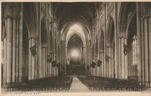 PC60219 York Minster Nave East. Photochrom. Nr 54775