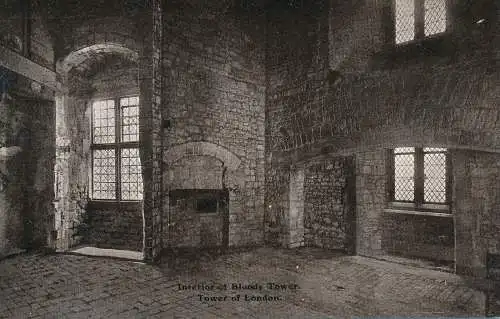 PC61214 Innenraum des Bloody Tower. Tower of London. Sturm und Polden. Nr 1366