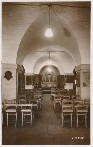 PC76691 St. Martin in the Fields. Gruftkapelle. London. Valentinstag. Nr H.3932. RP