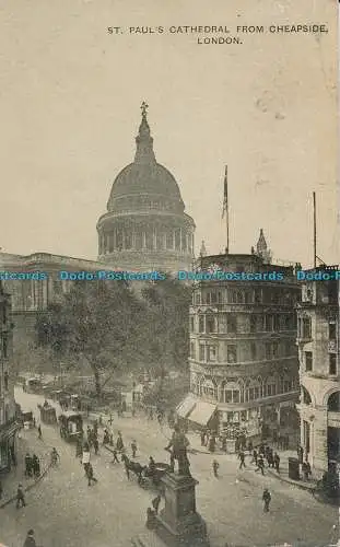 R003925 St. Pauls Cathedral von Cheapside. London. Das Autofoto. 1908