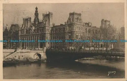 R004865 Paris. L Hotel de Ville. Yvon. 1926