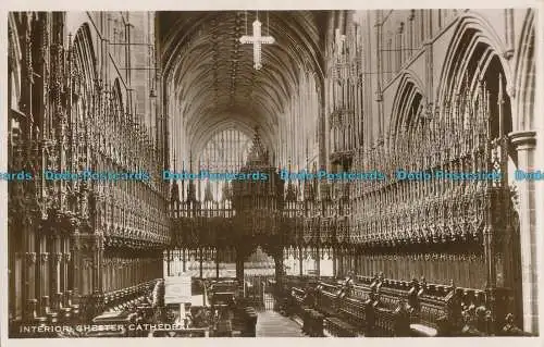 R006933 Interieur Chester Cathedral. Excel. RP