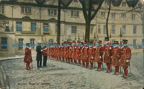 R006104 Roll Gall. Tower of London. Yeoman Warders. Valentine