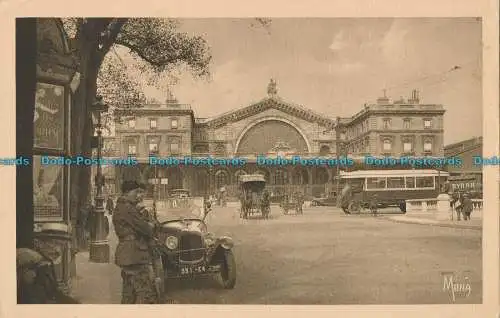 R007946 Les Petits Tableaux de Paris. Der Bahnhof für Ostbahnen. Mona