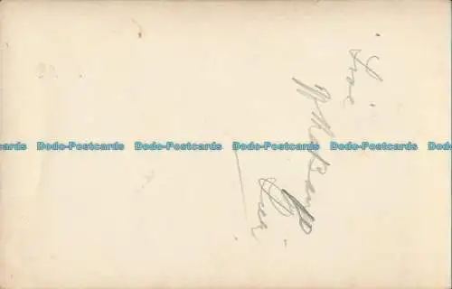 R008163 Alte Postkarte. Dorf und Berg