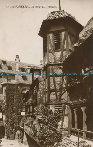 R010521 Straßburg. La Cour du Corbeau. RP. B. Hopkins