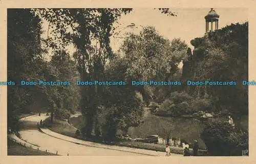 R009356 Paris. Le Parc des Buttes. Chaumont. J. Cormault. 1926