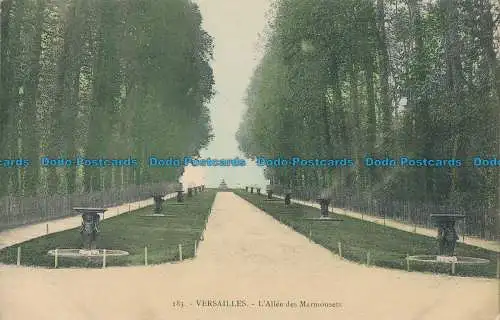 R016731 Versailles. L Allee des Marmousets