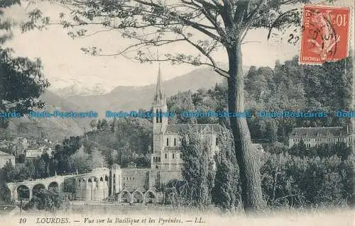 R015574 Lourdes. Vue sur la Basilique et les Pyrenees. LL. Nr 10