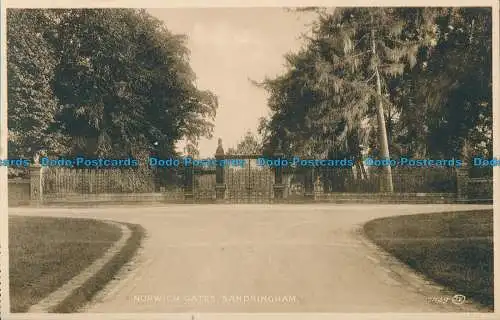 R021675 Norwich Gates. Sandringham. Valentinstag. Typ auswählen. Nr 71129
