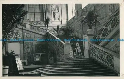 R021137 Alte Postkarte. Treppe. Ferrania