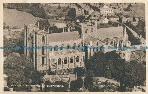 R022652 Luftaufnahme der Kathedrale von Ripon. Walter Scott