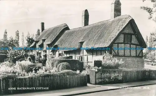 R022911 Anne Hathaways Cottage. Stratford Upon Avon. H. und J. Busst. RP. 1962