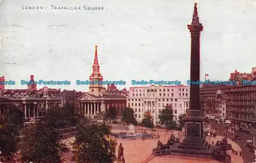 R040553 London. Trafalgar Square. Photochrom. 1950