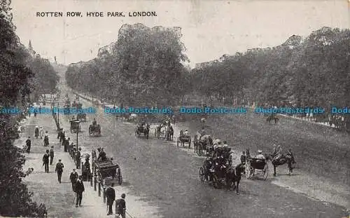 R041873 Rotten Row. Hyde Park. London. Das Autofoto. 1908