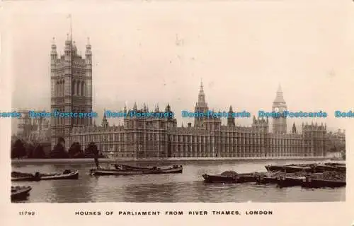 R042107 Houses of Parliament von der Themse. London. Kingsway. Nr 11792. RP.