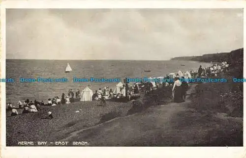 R042130 Herne Bay. East Beach