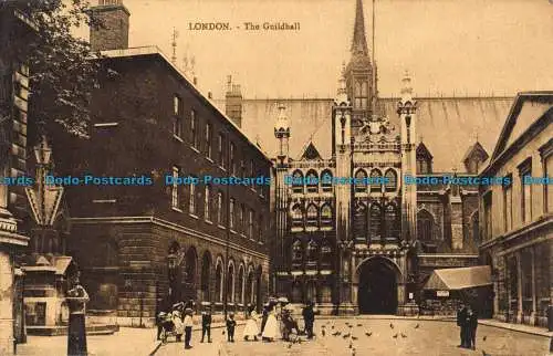 R043151 London. The Guildhall. Barriere