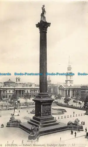 R043288 London. Nelsons Monument. Trafalgar Square. LL