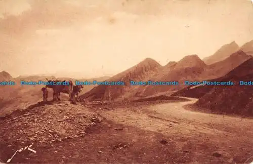 R044247 Toute la France. Route Thermale du Col d Aubisque. Au Sommet. La Descent